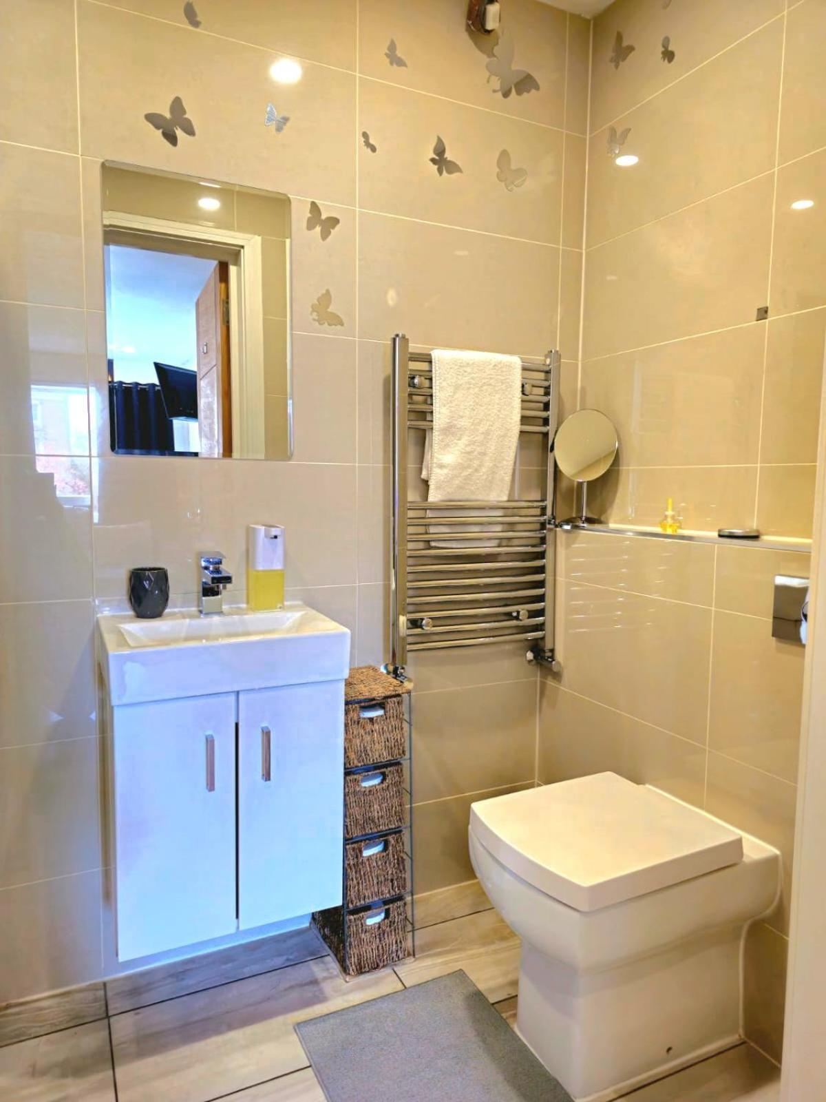 Penelope Ensuite Double Room Лондон Экстерьер фото